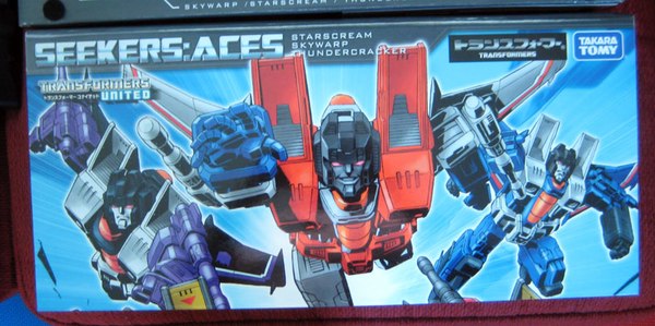 Takara Tomy Transformers United Seekers Aces Box Set In Hand Images   Starscream  Thundercracker Skywarp  (1 of 3)